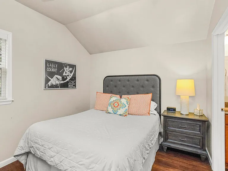 1606 Cedar Ln #B — Photo 9