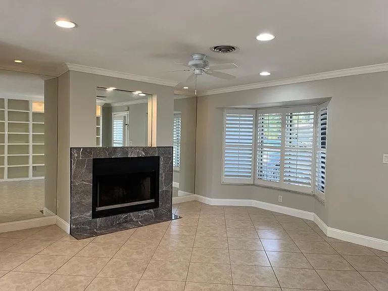 1288 SW 7th St — Photo 16