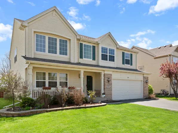 1881 Stirling Ln, Montgomery, IL 60538