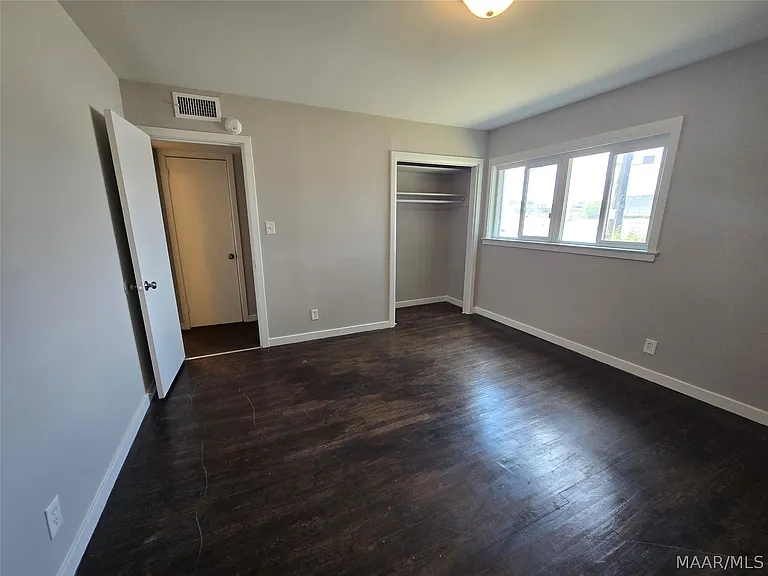 3709 Wesley Dr — Photo 9