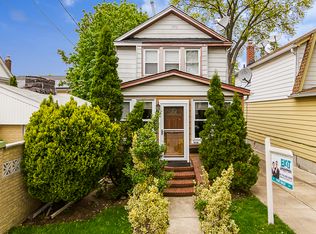 16011 78th Rd, Fresh Meadows, NY 11366