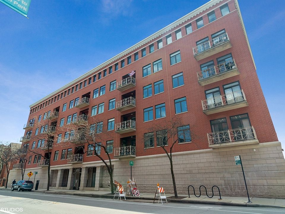 1st image of 1155 W Armitage Ave APT 210