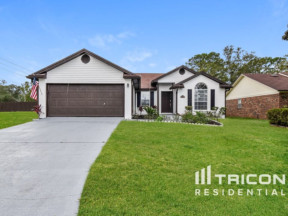 1st image of 8738 Falcon Trace Dr N