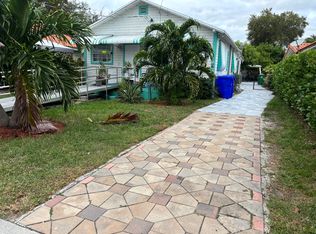 3083 SW 17th St, Miami, FL 33145