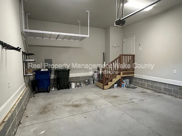 5412 Robbins Dr — Photo 18