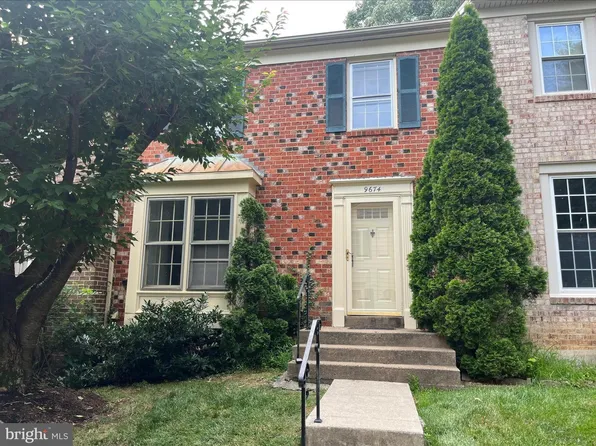 9674 Scotch Haven Dr, Vienna, VA 22181