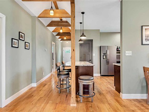 2nd image of 5919 W Park Ave