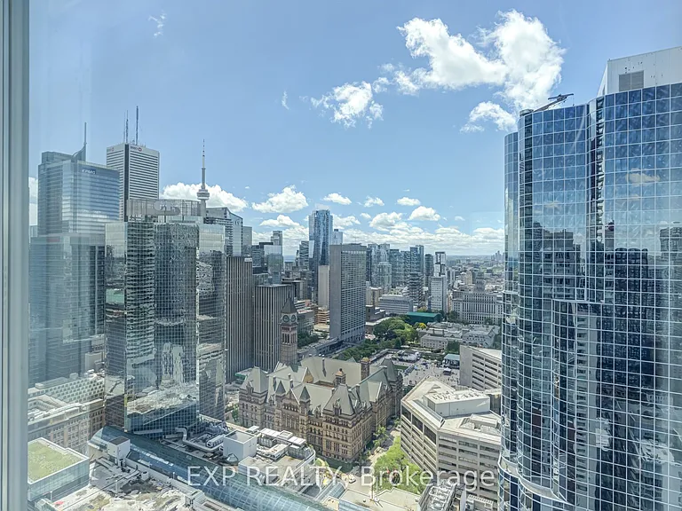 210 Victoria St #Penthouse 09 — Photo 27