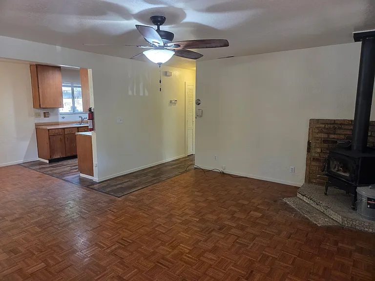 21511 American River Dr — Photo 6