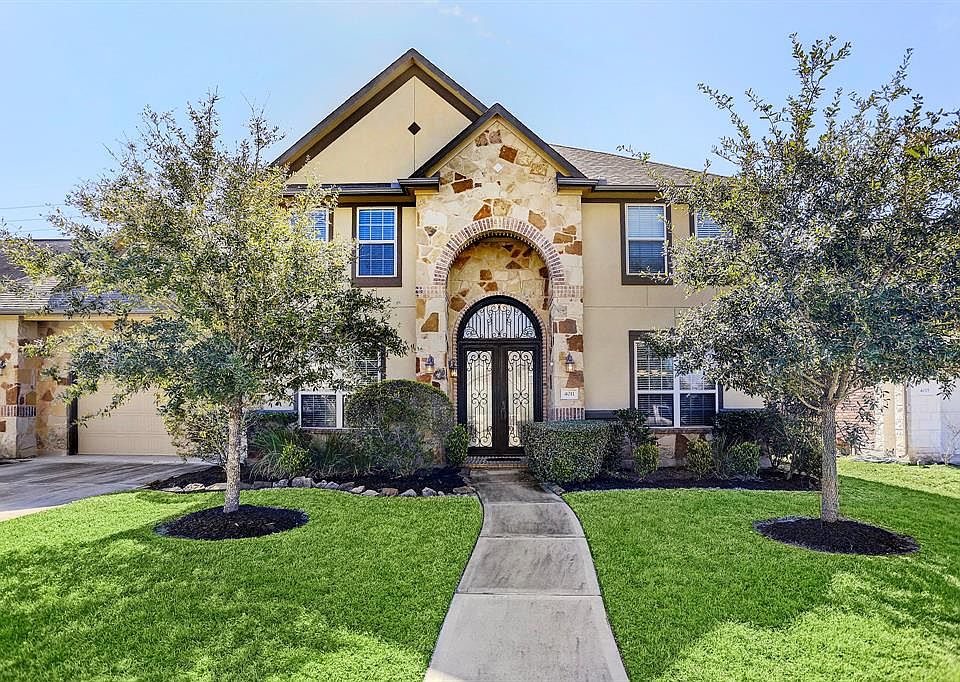 1st image of 4011 Scenic Valley Ln