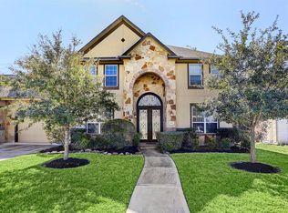 4011 Scenic Valley Ln, Sugar Land, TX 77479