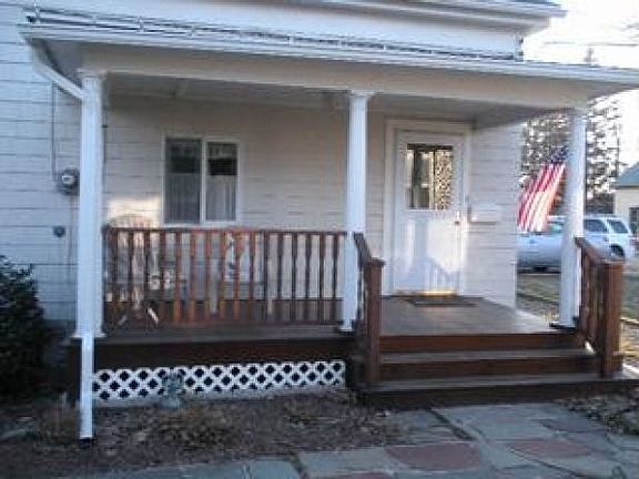 2nd image of 54 Washington St