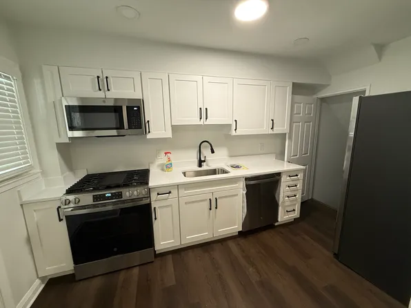 1941 Holborn Rd, Baltimore, MD 21222