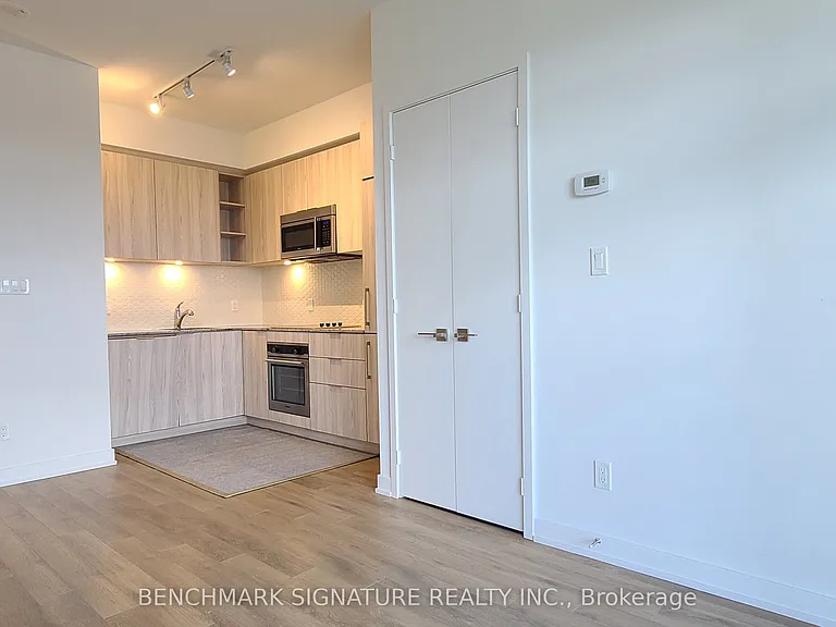 50 Ordnance St #2008 — Photo 4