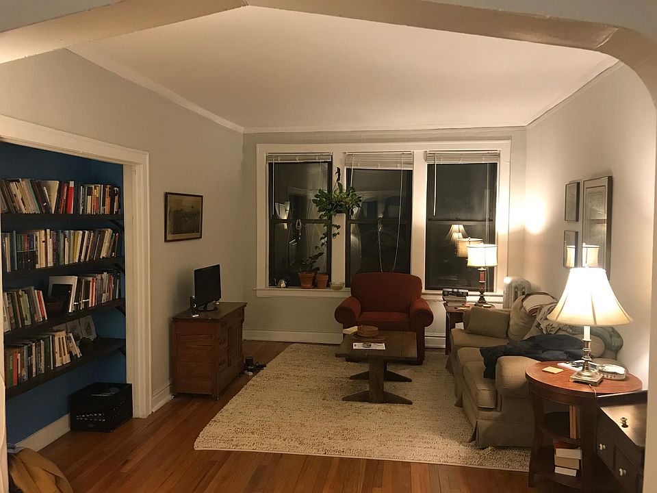 Living Room with hardwood floors