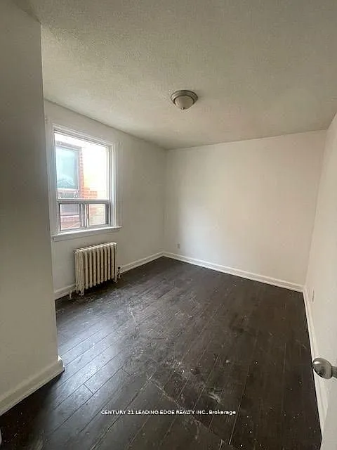 2 bed, $1,600 — Photo 3