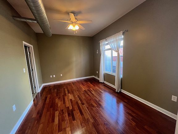 4th image of 34 W Poplar Ave APT 406