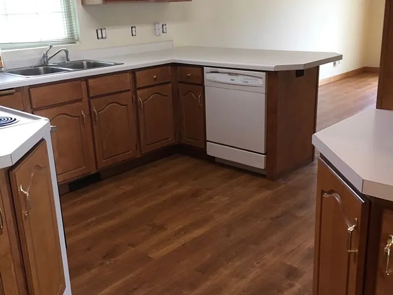 994 Wishart Ave — Photo 13