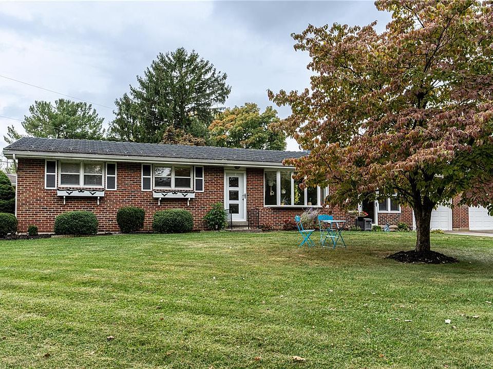 1st image of 1725 Mark Twain Cir