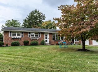 1725 Mark Twain Cir, Bethlehem, PA 18017