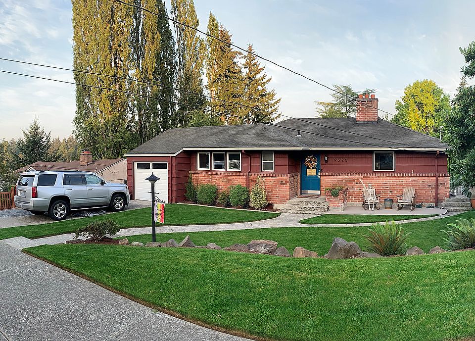 2nd image of 9520 44th Ave NE