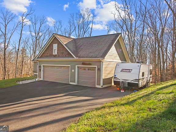 3rd image of 2406 Winterview Rdg