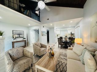 14 Miranda Ct, Sacramento, CA 95822