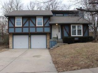 6716 N Dalton Ct, Kansas City, MO 64151