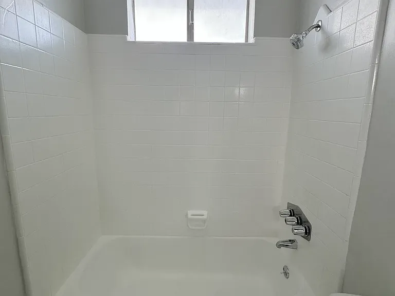 5505 Corteen Pl #7 — Photo 19