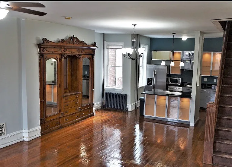 618 E Girard Ave #2 — Photo 3