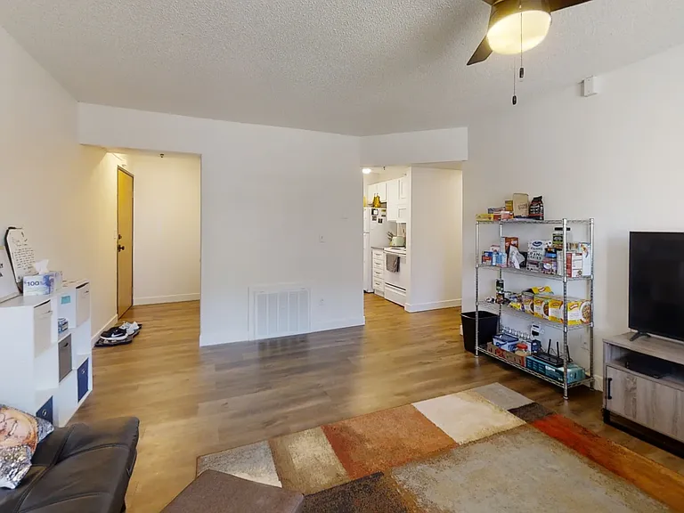 Cornerstone Apartments — Photo 4
