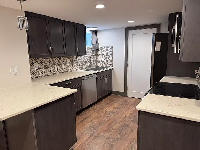 basement full kitchen
