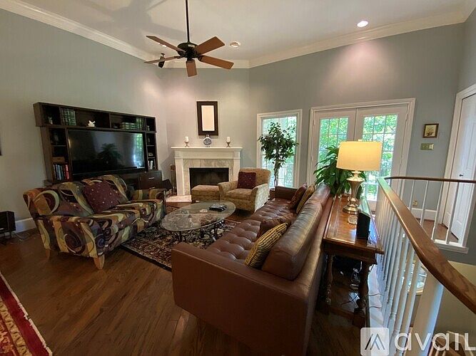 1st image of 706 WEST Avenue Unit H