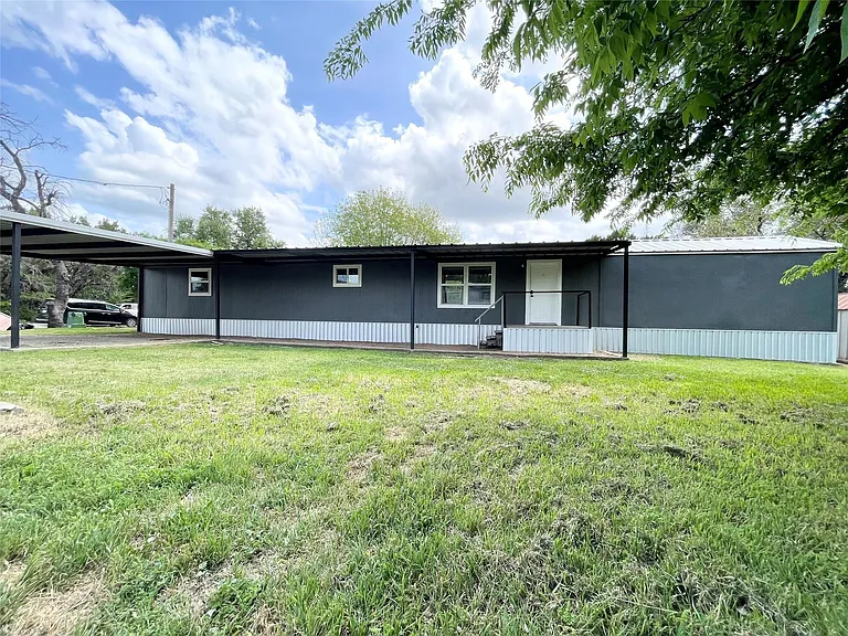 433 Capricorn Dr — Photo 34