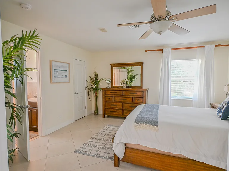 1248 SE 7th St — Photo 30