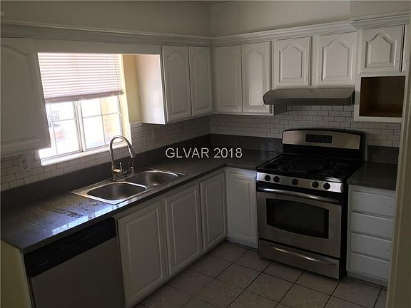 4th image of 4116 El Cederal Ave