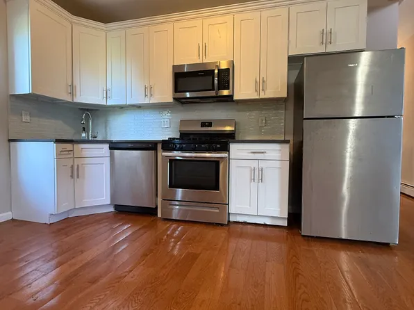 142 N Terrace Ave, Mount Vernon, NY 10550