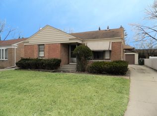 8340 N Caldwell Ave, Niles, IL