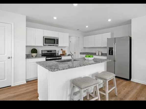 102 Grove Hill Ter, Lynchburg, VA 24501