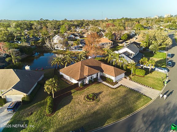 4th image of 1873 EVANS Drive S