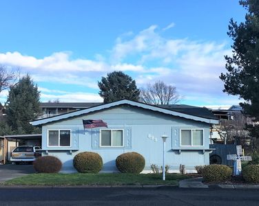 833 SE Scenic View Dr, College Place, WA, 99324