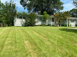 648 Oakmoor Dr, Homewood, AL 35209