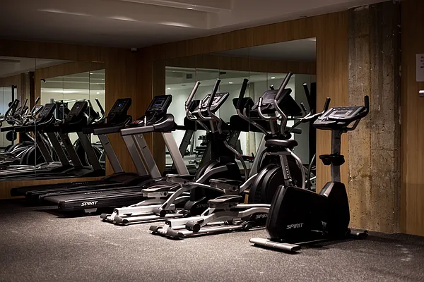 Rented by Nooklyn NYC LLC | media 41