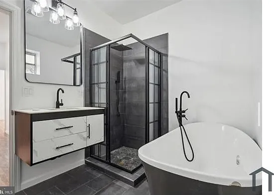 2317 S Beulah St — Photo 4