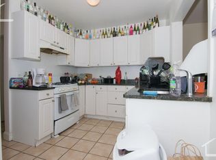 62 Egmont St APT 1, Brookline, MA 02446