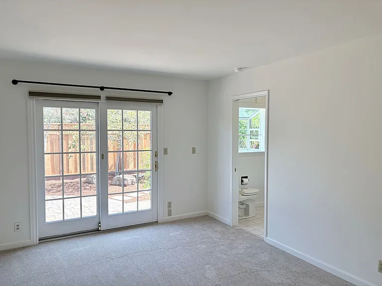 3057 Carleton Pl — Photo 30