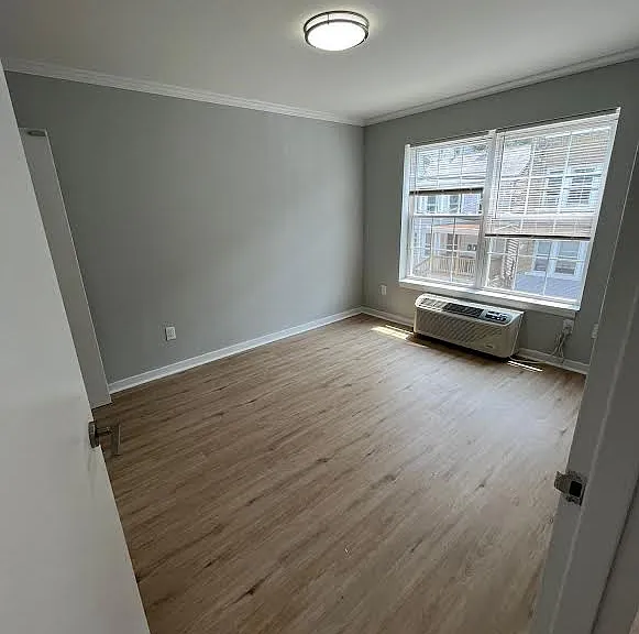 47 12th Ave #306 — Photo 10