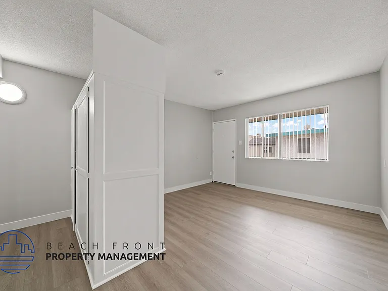 12318 Birch Ave. — Photo 7