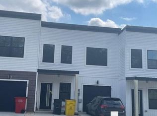 67 Dow St, Bunker Hill, WV 25413