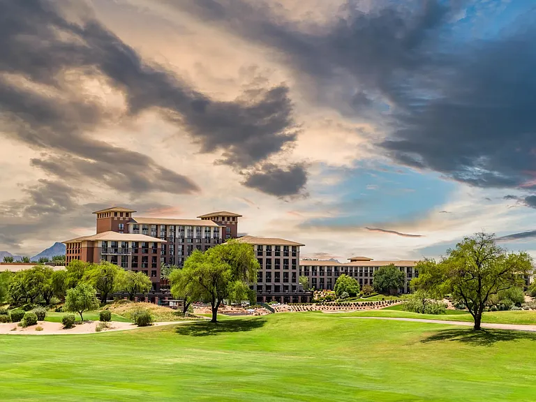 Unwind in luxury and style at the Westin Kierland Resort & Spa.
